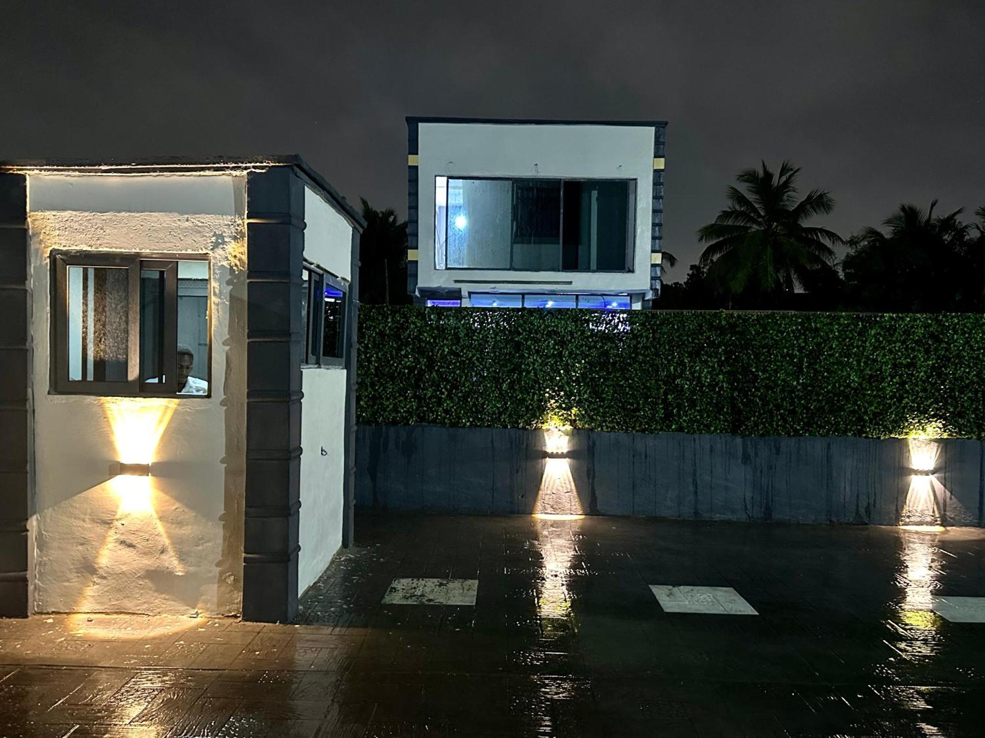 Northwold Hotel Sotuom Екстер'єр фото